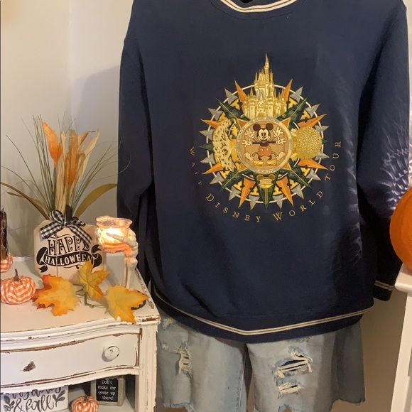 1990’s Walt Disney World Tour Crewneck - Picture 6 of 6